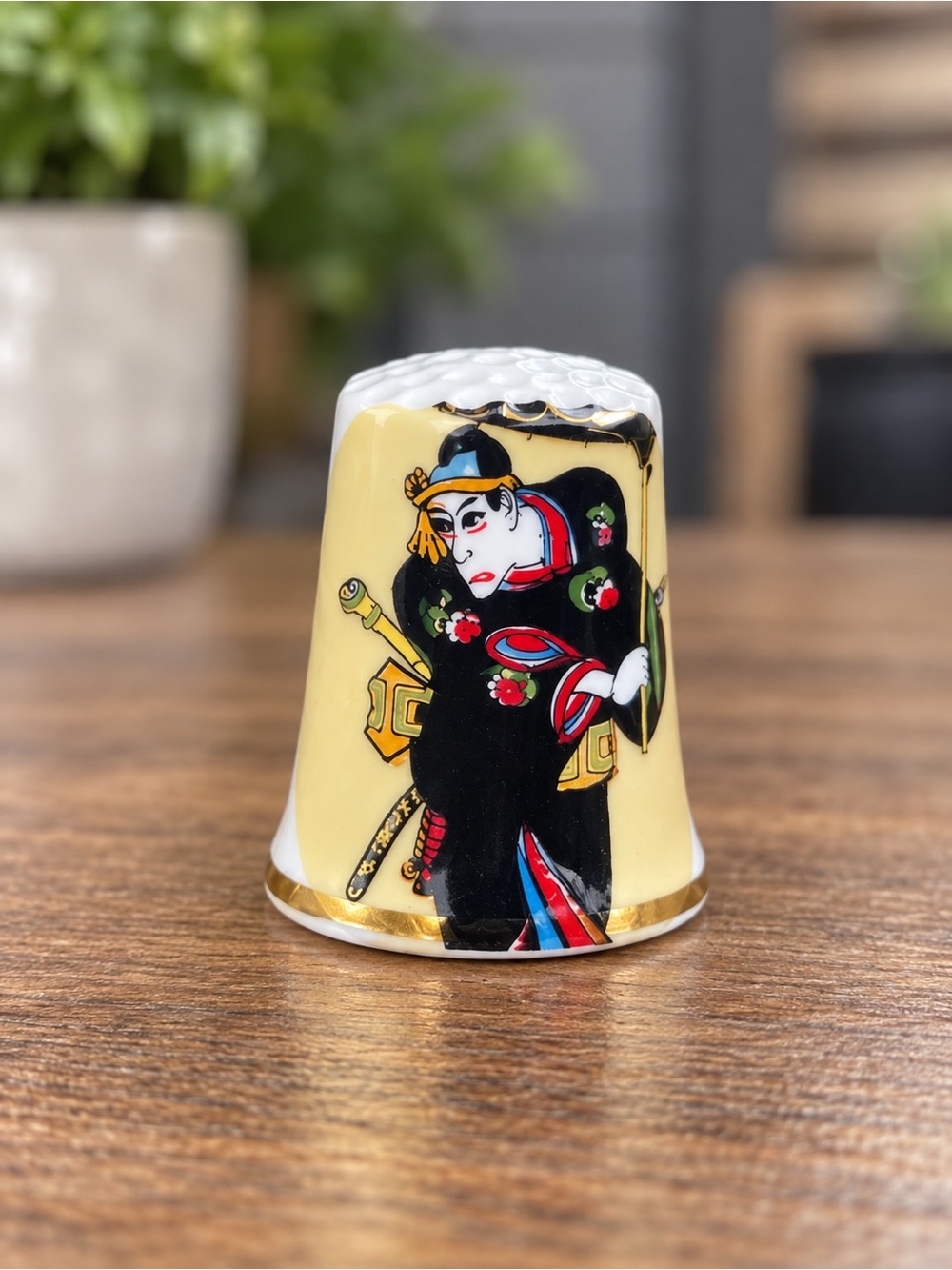 Vintage Porcelain Thimble ~ Samurai Illustration with Gold Trim ~ Made in Japan